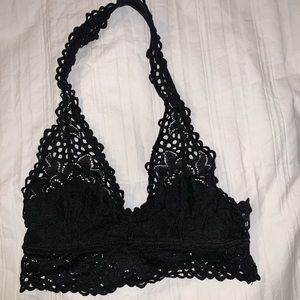 halter bralete